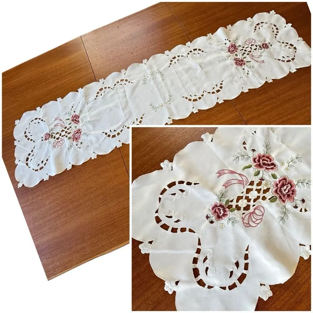 Vintage Doily Style Table Rubber With Embroidered Pink And Green Flowers 57”x15”